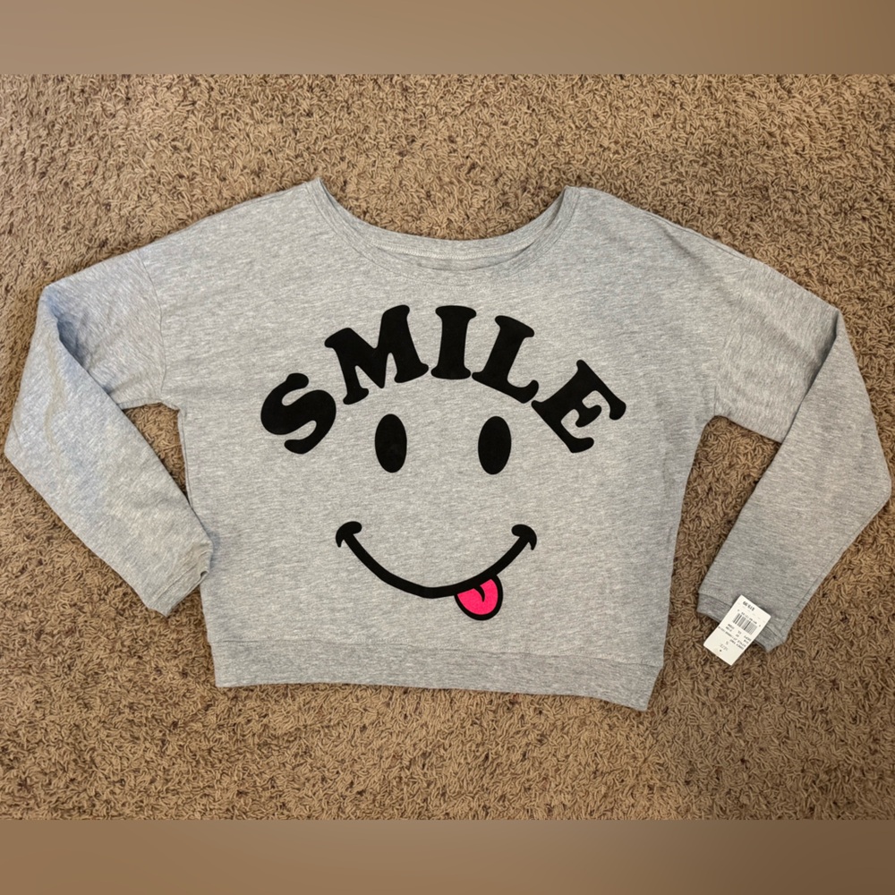 NWT Stranded Smile Gray Womens size Small